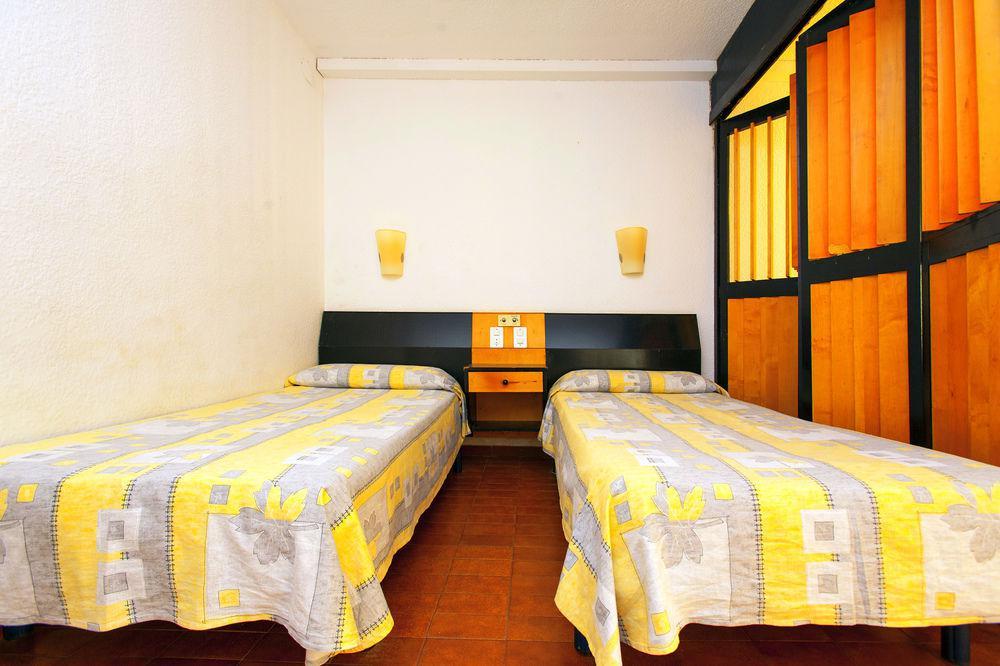 Apartamentos Alboran-Arysal 살루 외부 사진
