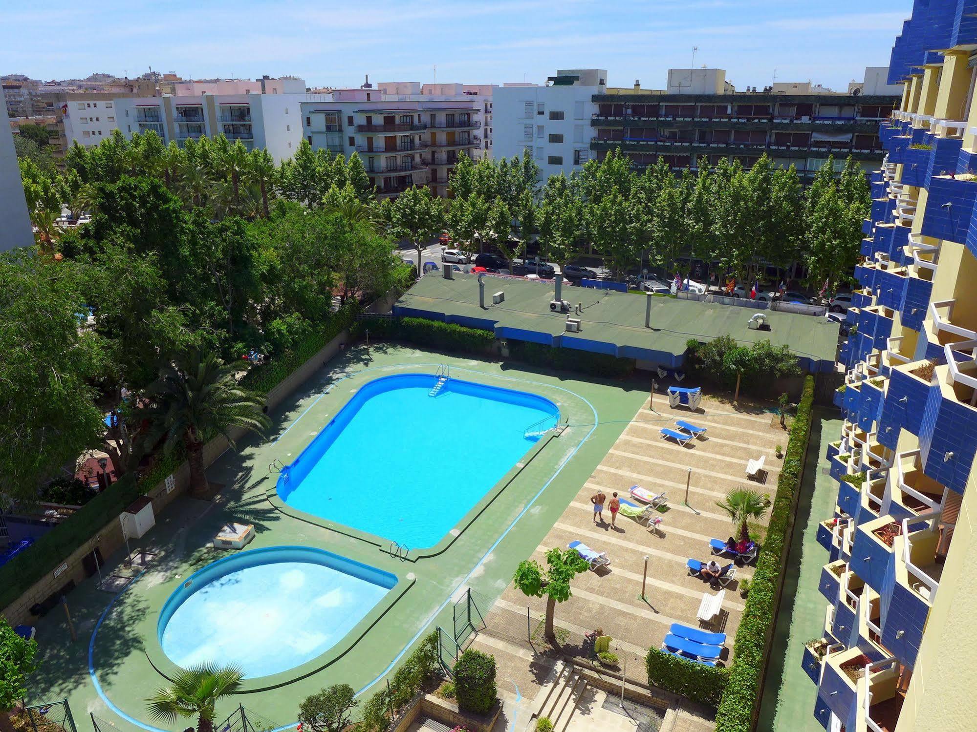 Apartamentos Alboran-Arysal 살루 외부 사진