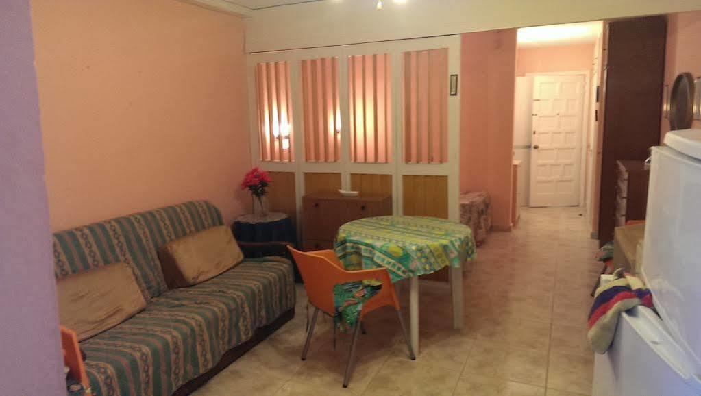 Apartamentos Alboran-Arysal 살루 외부 사진